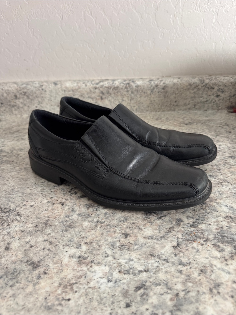 Ecco Black Leather Slip-On Loafers